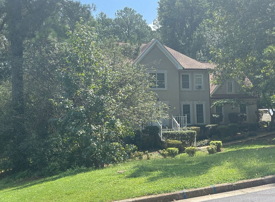 2nd image of 7916 Runnymede Dr