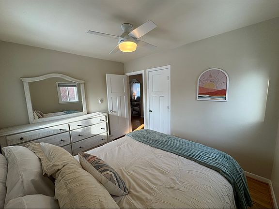 4th image of 28653 Westfield St