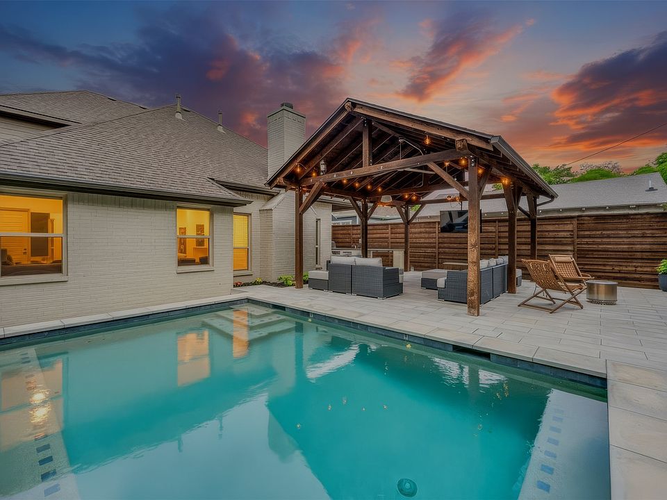 1st image of 1701 Belle Pl