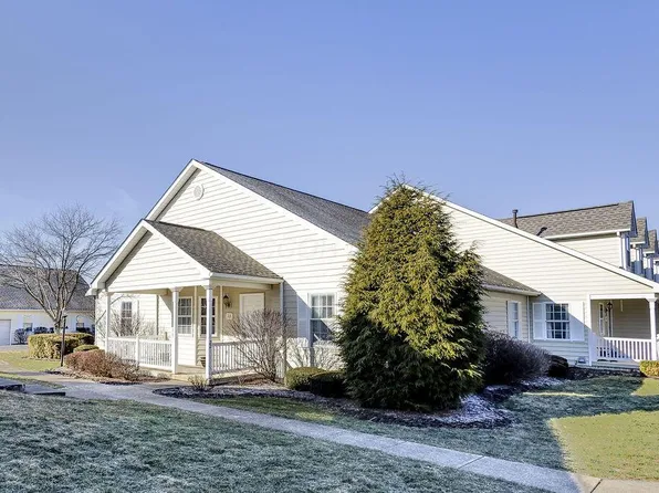 22 Fairway Dr, Mount Vernon, OH 43050
