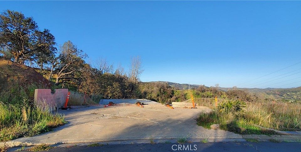 1st image of 1115 Westridge Dr #165