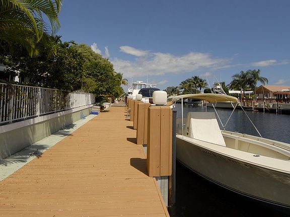 90' dock