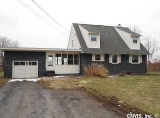 3078 Cold Springs Rd, Baldwinsville, NY 13027