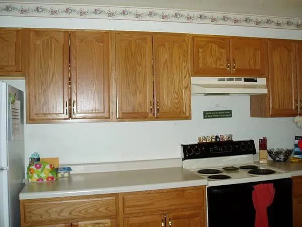 3420 Harcourt Dr — Photo 5