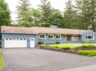 216 Edwards Dr, Fayetteville, NY 13066