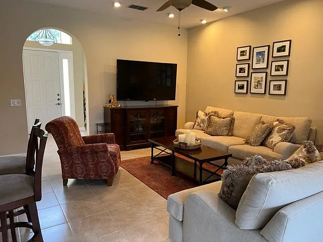 848 Ashbrooke Ct — Photo 8