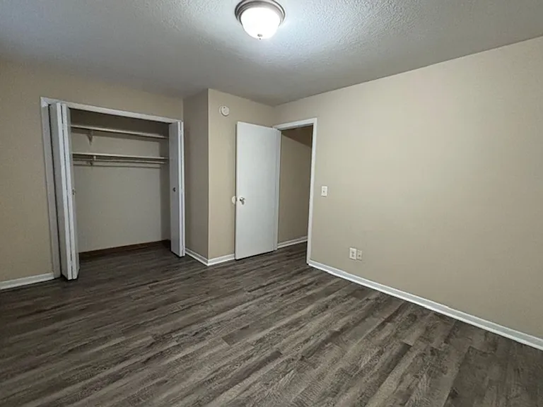 2340 Michael Ave SW — Photo 24