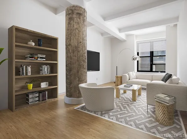 250 Mercer St APT B602, New York, NY 10012