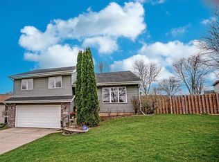7429 N Pass, Madison, WI 53719