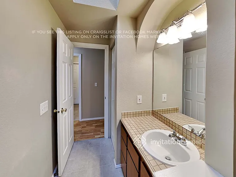 8703 Dolly Madison St SW — Photo 17