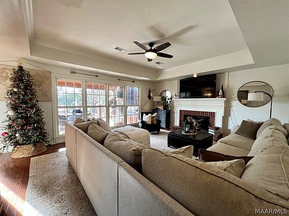 4th image of 9500 Heathrow Dr