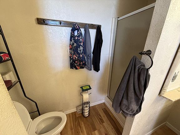 5th image of 1403 W 3rd St