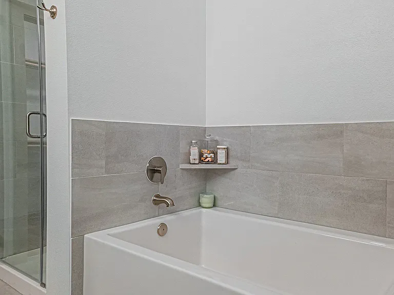 Winward at Telge Crossing — Photo 11