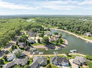 1506 Galleon Pl, Bismarck, ND 58504