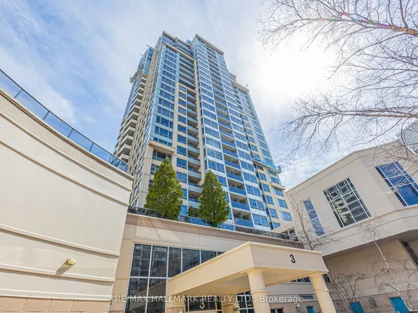 3 Rean Dr #112, Toronto, ON M2K 3C2