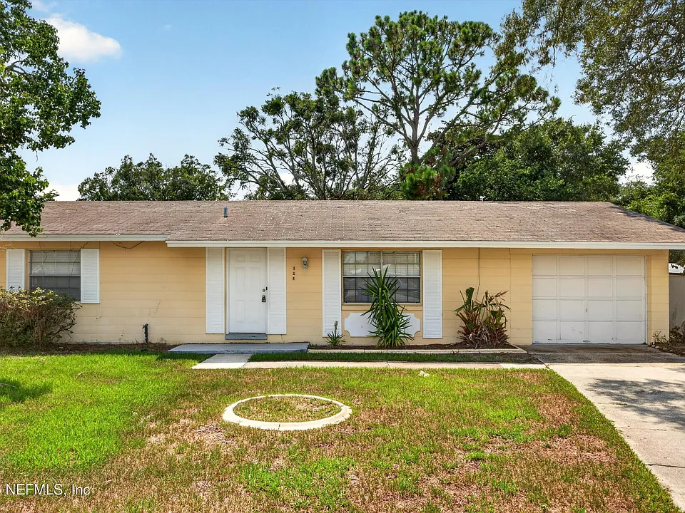 328 Palos Ct