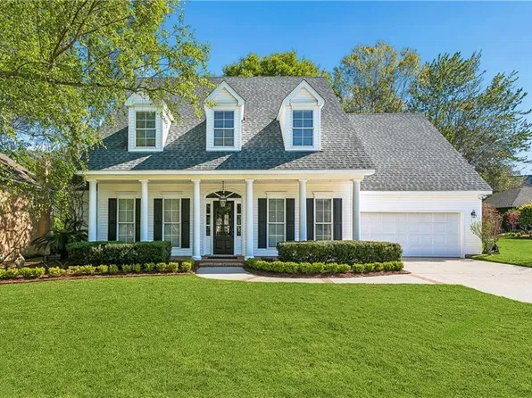 303 Lobel Ct, Mandeville, LA 70448