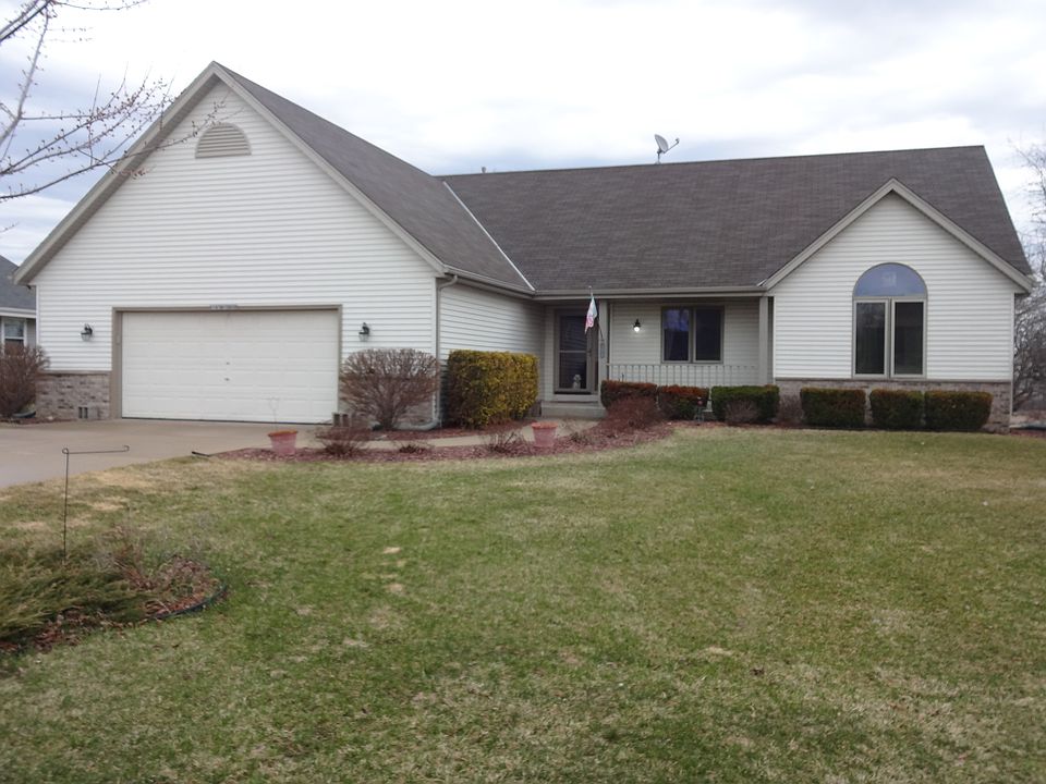 1st image of W141N10608 Wooded Hills Dr