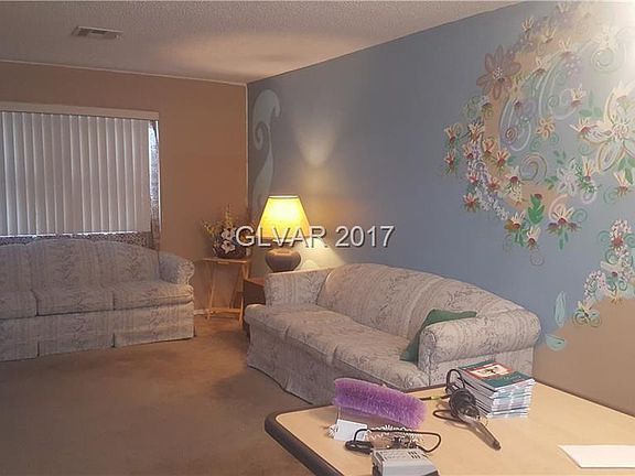 3rd image of 2101 Willowbury Dr Unit A