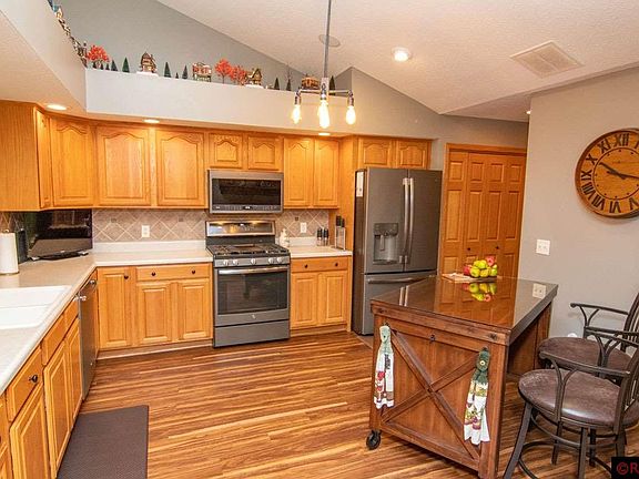 4th image of 710 Grayhawk Cir