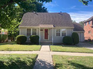 7035 W 96th St, Oak Lawn, IL