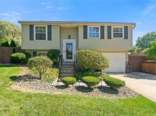 701 Oberlin Pl, Youngstown, OH 44515