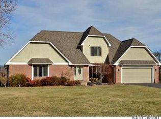 61 Banner Farm Rd, Mills River, NC 28759