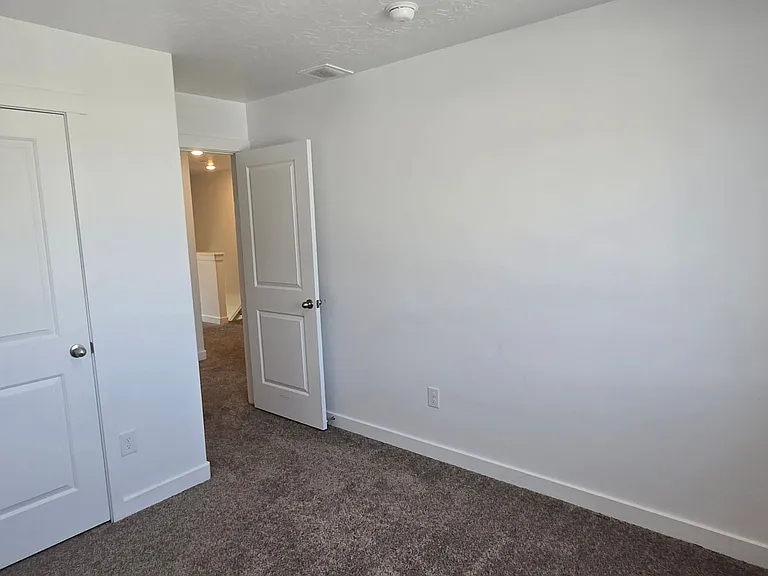 1208 W Summit Ridge Pkwy — Photo 5