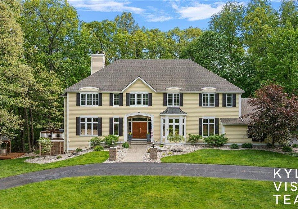 1st image of 4608 Old Grand River Trl NE