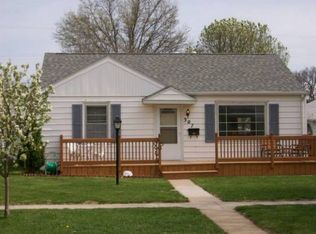 307 E 12th St, Grand Island, NE 68801