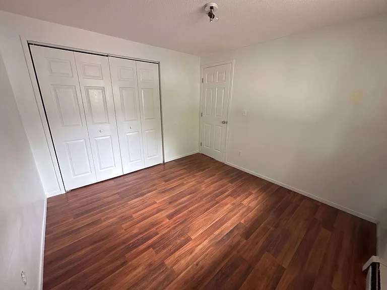 4319 Lashelle Ave — Photo 9