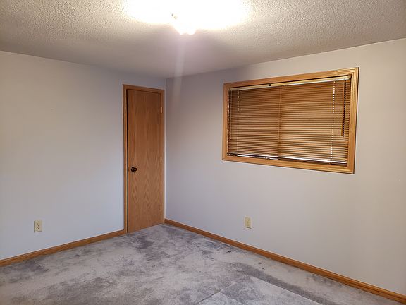 Master Bedroom, WIC