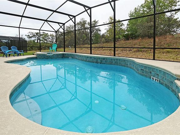 3rd image of 430 Viola Dr