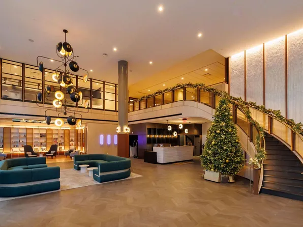 180 Morgan Street image 75 of 140