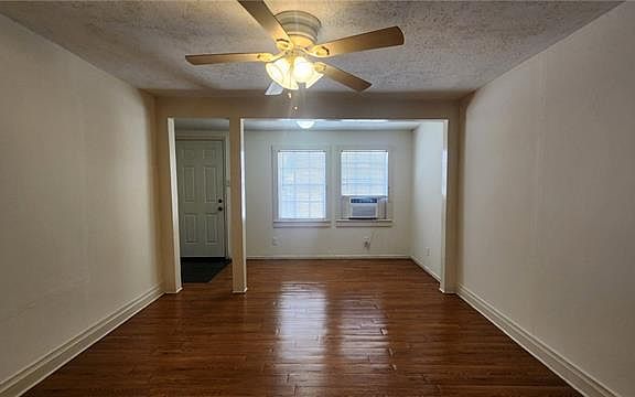 2nd image of 3110 48th St