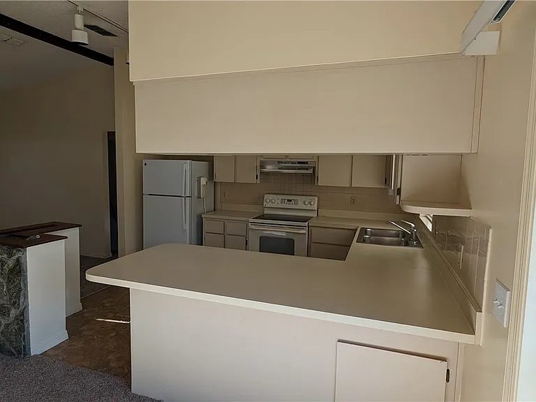 4095 N Little Hawk Point — Photo 4