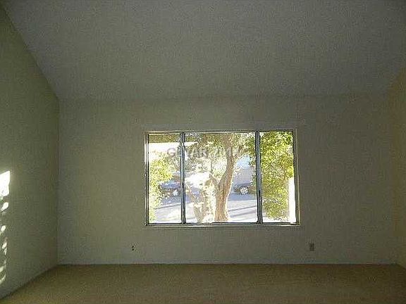 4th image of 3668 Crestview Dr