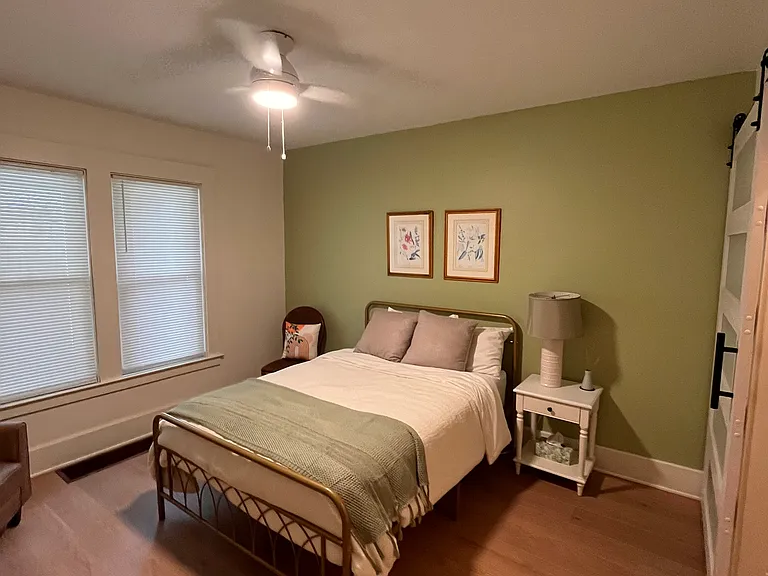 1312 Oak St — Photo 4