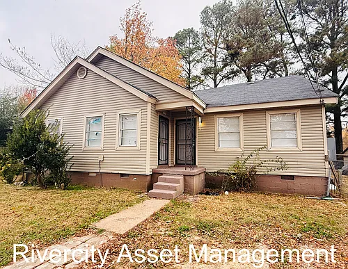 2738 Moonview Rd Photo 1