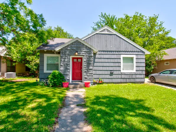 1319 E Garnett St, Gainesville, TX 76240