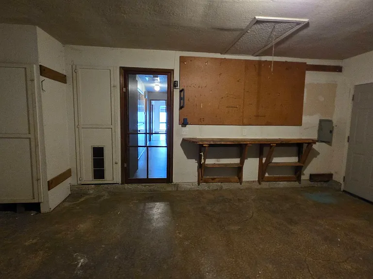 11812 Larkdale Dr — Photo 13