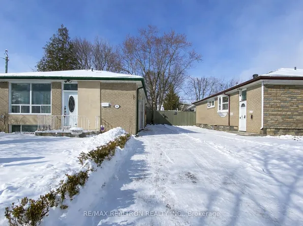 132 Porchester Dr, Toronto, ON M1J 2R7