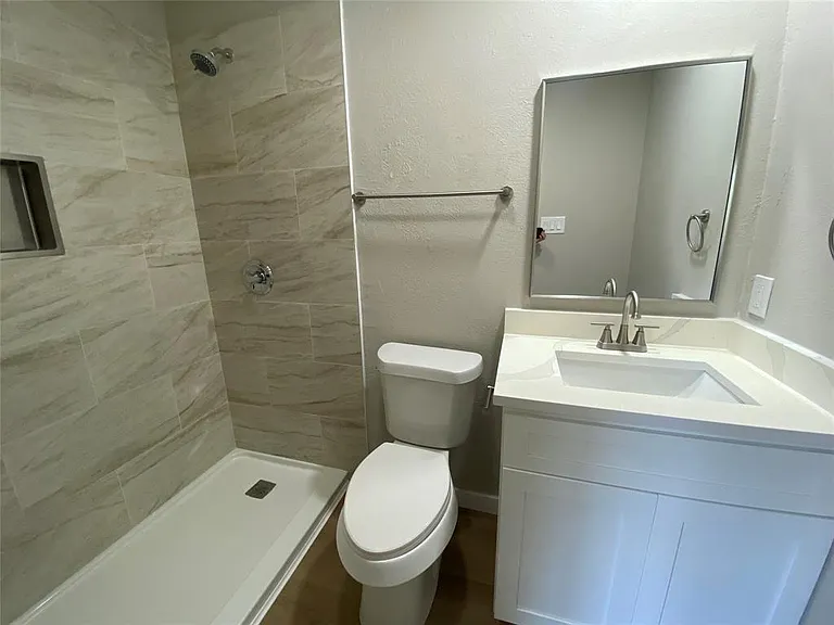 Closer look at Primary private bath