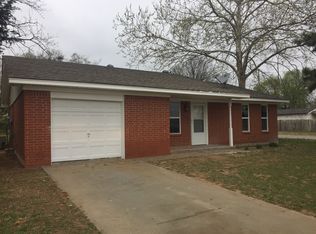 302 Linda Ln, Tecumseh, OK 74873