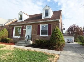 1st image of 18216 Knoll Dr