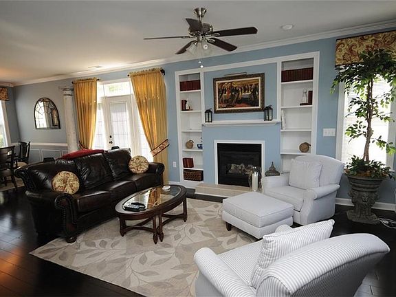 3rd image of 515 Sweet Leaf Pl
