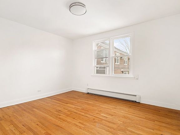 3rd image of 4601 Henry Hudson Pkwy W #12A