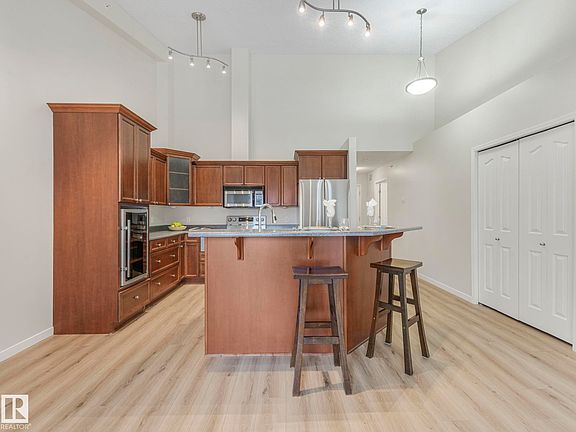 5th image of 10311 111th St NW #515