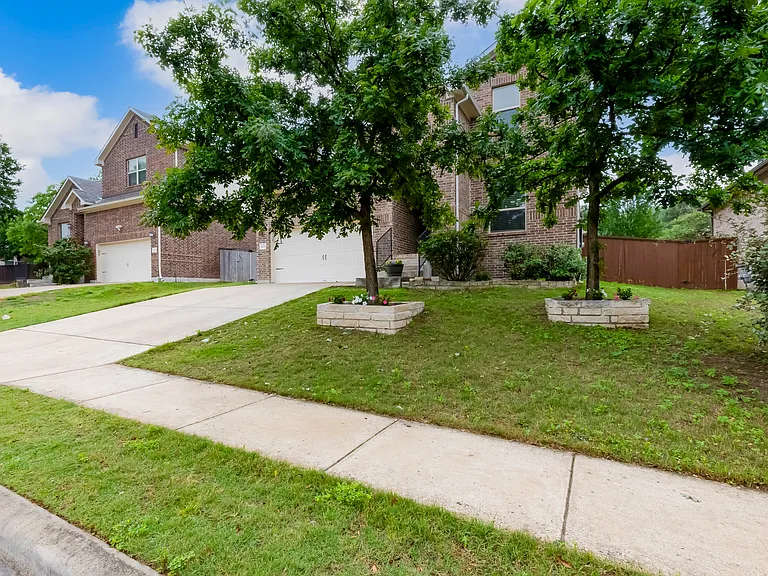 4424 Casa Robles Dr — Photo 3