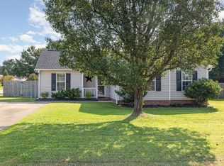 716 Waterford Dr, Clayton, NC 27520